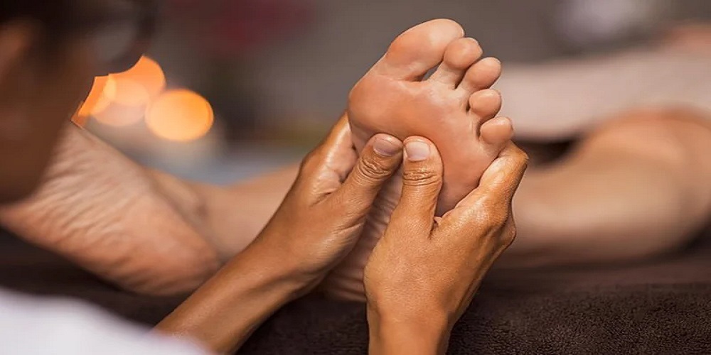 Reflexology Massage service at home 